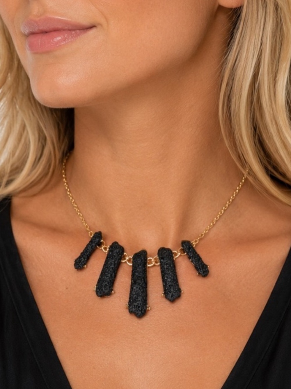 NEW - Elegant Statement Black Druzy Stones & Gold Waterfall Pendants Necklace